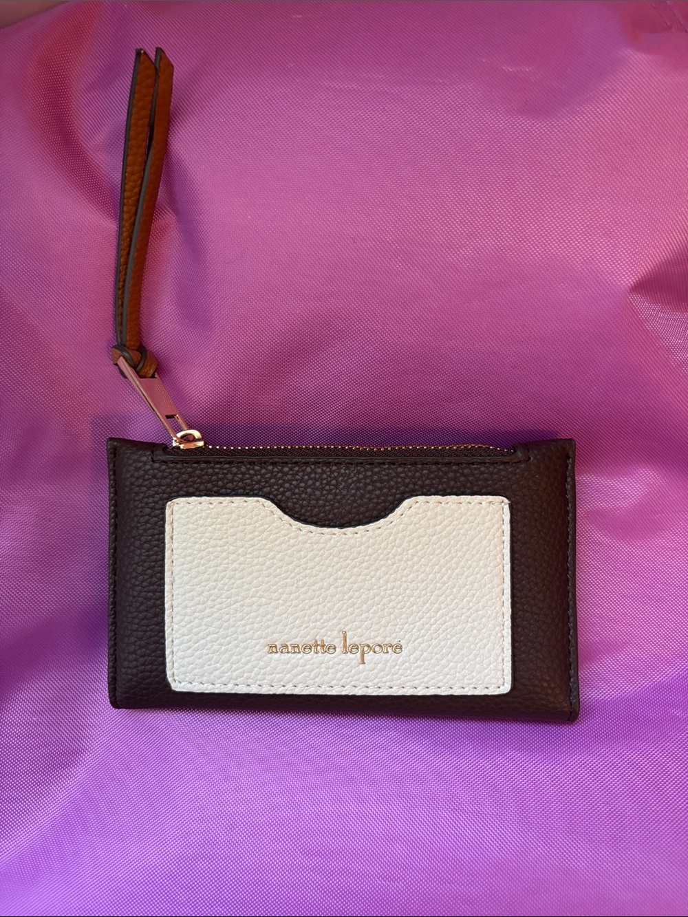 Nanette Lepore Black & White Leather Zip Card Wallet Wristlet